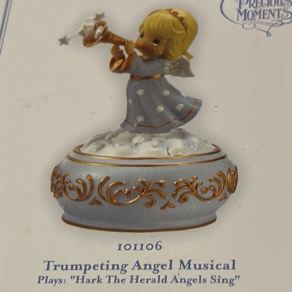 Precious Moments Trumpeting Angel Musical “Hark the Herald Angels Song” - Picture 10 of 13